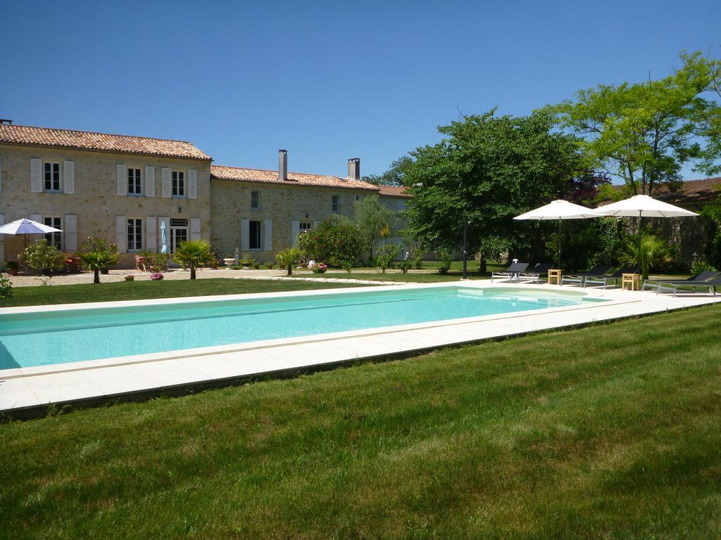 Domaine Du Papillon Bed & Breakfast Lesparre-Médoc Dış mekan fotoğraf