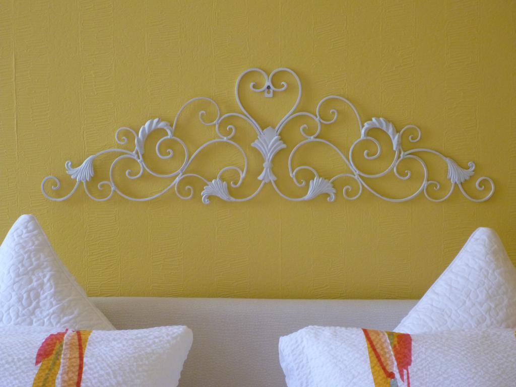 Domaine Du Papillon Bed & Breakfast Lesparre-Médoc Oda fotoğraf
